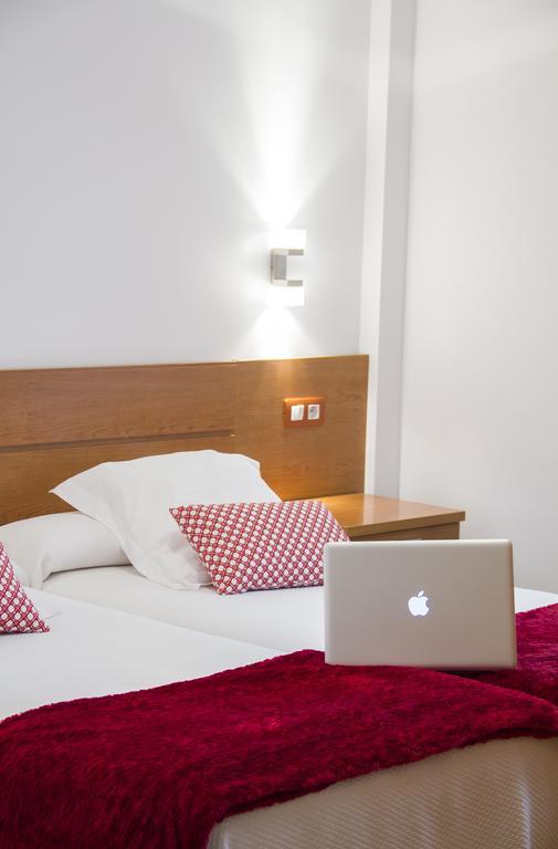 Apartamentos Cean Bermudez Gijón Exterior foto
